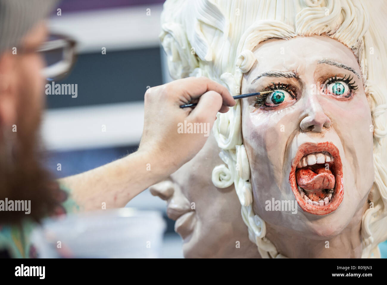 Birmingham, UK. 3rd Nov, 2018. The Greatest Cake Show by Chocolate Magic at Cake International at the NEC In Birmingham where people can come and see cakes from amatuer to proffesional cake makers and can buy all their cake needs Credit: steven roe/Alamy Live News Stock Photo