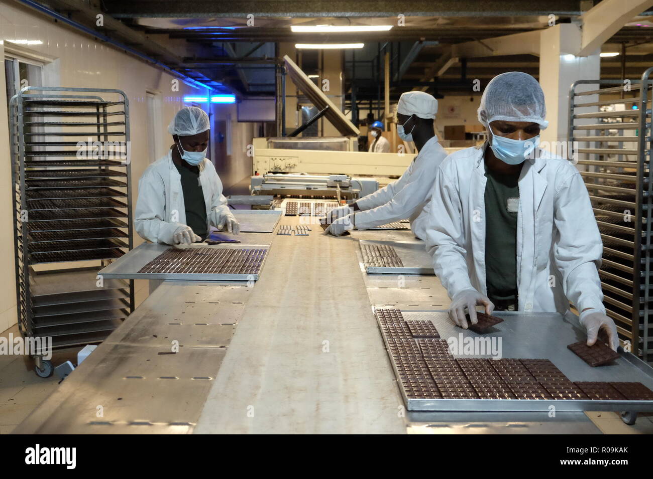 Cocoa Processing High Resolution Stock Photography and Images Alamy
