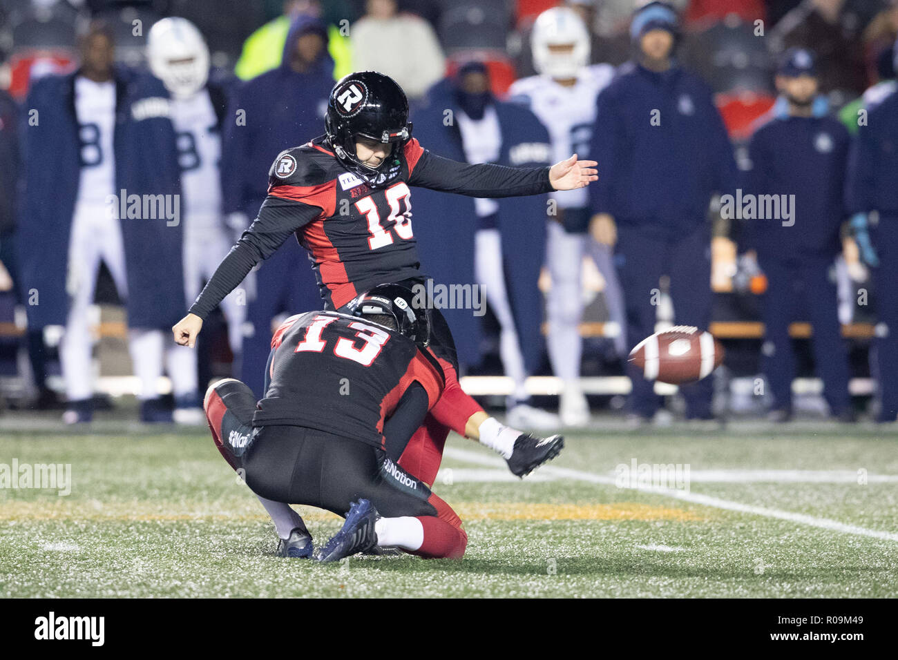 Football cfl field hires stock photography and images Alamy