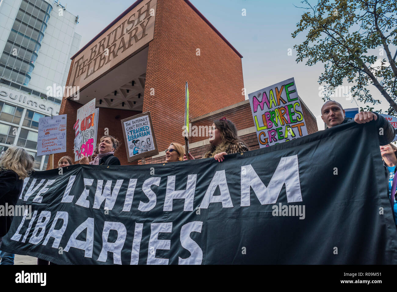London, UK. 3rd Nov, 2018. The start at the British Library - A few ...