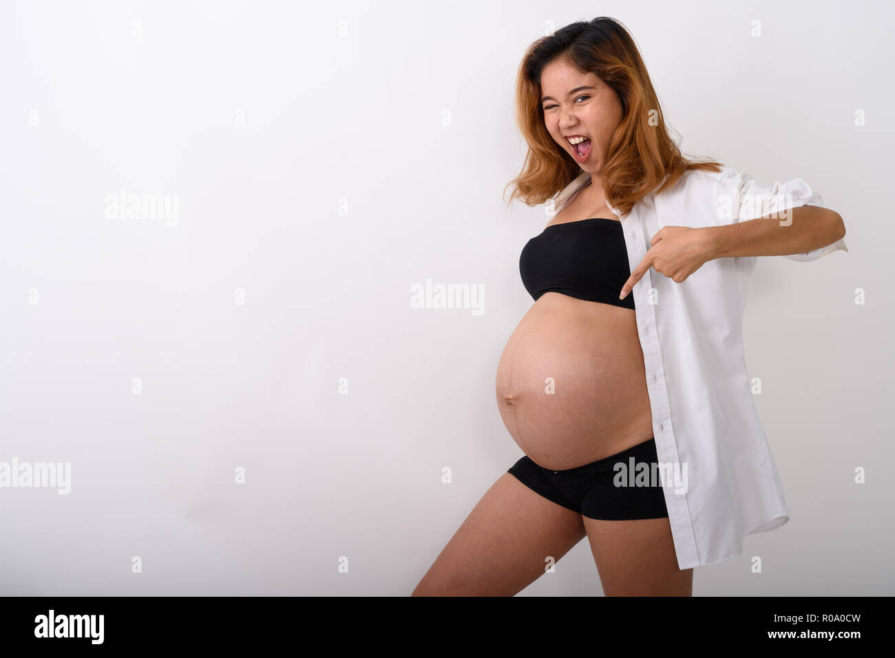 Pregnant asian lady hi-res stock photography and images - Alamy