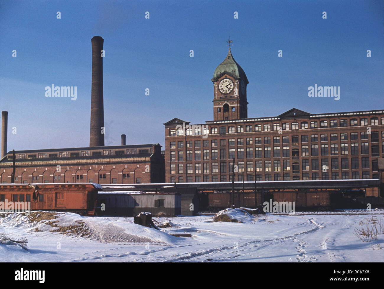 Railroad Cars and Factory Buildings, Lawrence, Massachusetts, USA, Jack Delano, Farm Security Administration, January 1941 Stock Photo