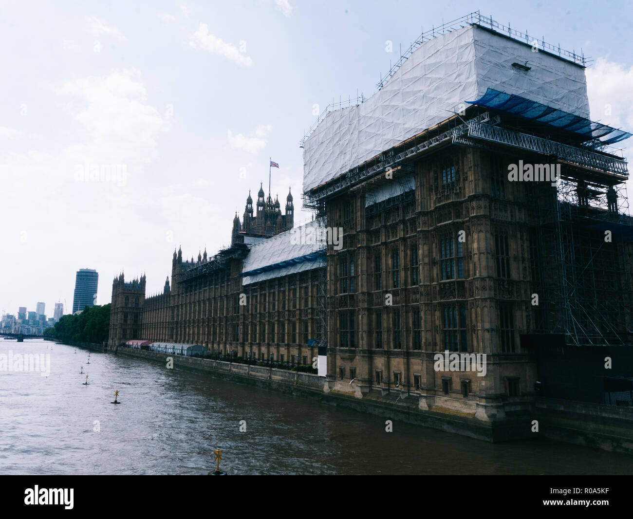 Speakers house hi-res stock photography and images - Alamy