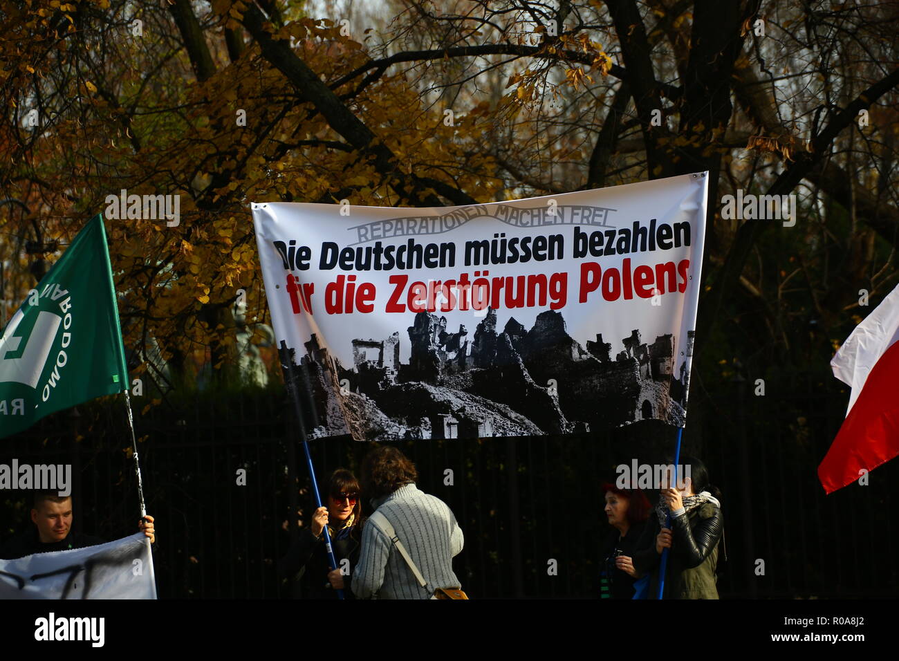 Warsaw, Poland. 02nd Nov, 2018. Far right activists protest in demand on reparations for damages caused by German army at World War 2 during the official visit of German government to Poland. Credit: Madeleine Lenz/Pacific Press/Alamy Live News Stock Photo