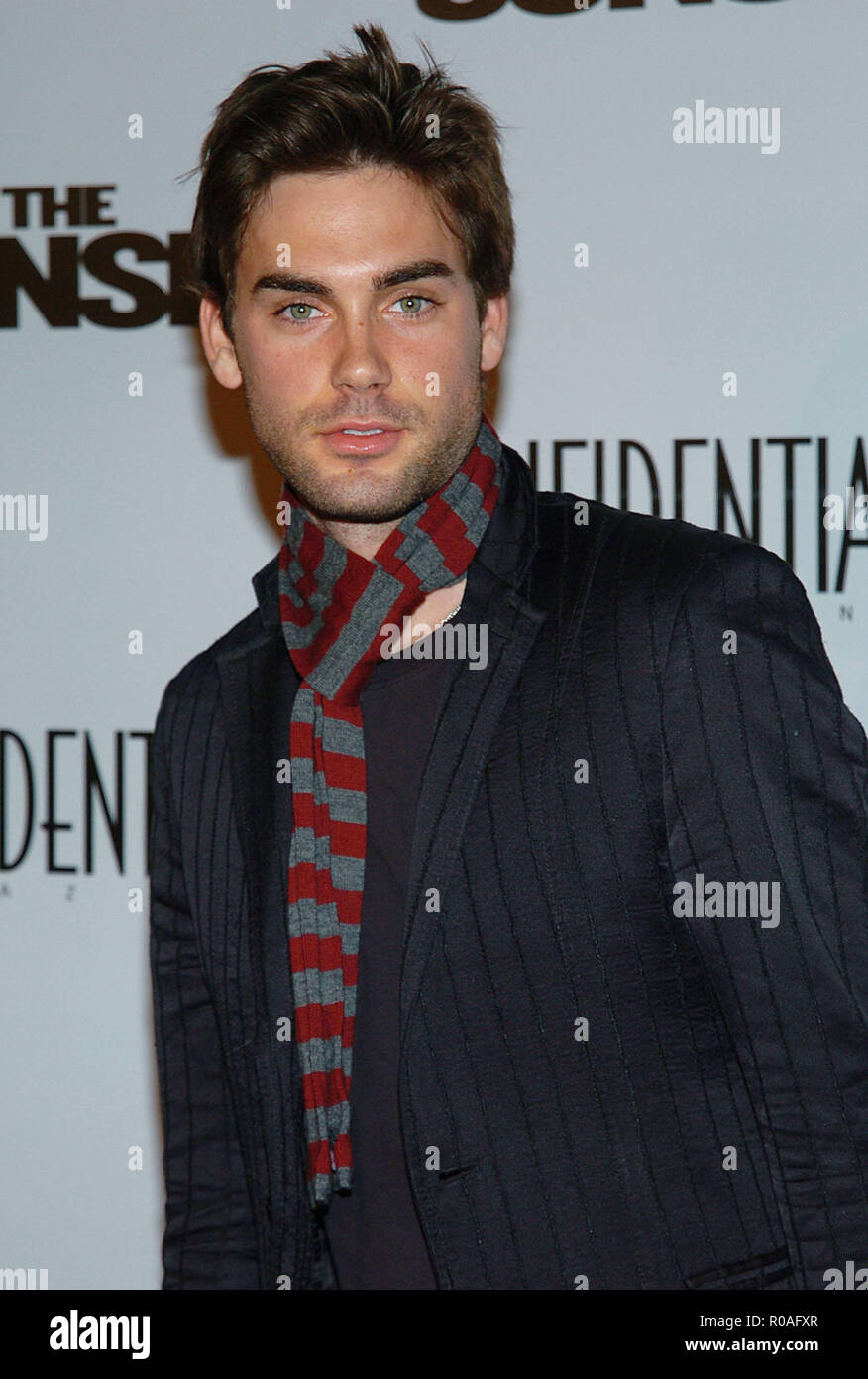 Drew Fuller arriving at the After Sunser Premiere at the Chinese Theatre in Los Angeles. November 4, 2004.FullerDrew123 Red Carpet Event, Vertical, USA, Film Industry, Celebrities,  Photography, Bestof, Arts Culture and Entertainment, Topix Celebrities fashion /  Vertical, Best of, Event in Hollywood Life - California,  Red Carpet and backstage, USA, Film Industry, Celebrities,  movie celebrities, TV celebrities, Music celebrities, Photography, Bestof, Arts Culture and Entertainment,  Topix, headshot, vertical, one person,, from the year , 2004, inquiry tsuni@Gamma-USA.com Stock Photo