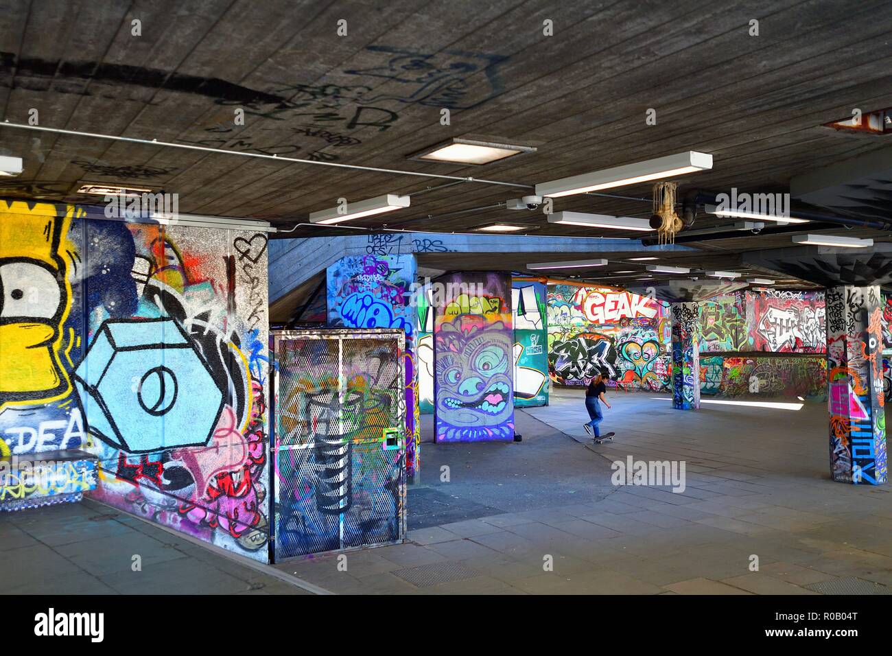 Graffiti under bridges hires stock photography and images Alamy