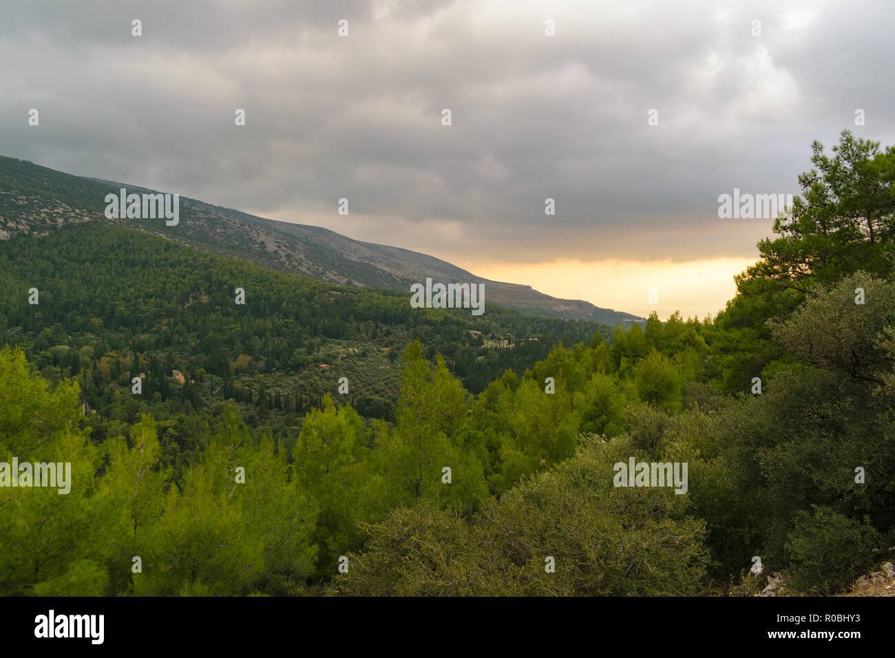 Mountain Hymettus Ymittos Kesariani Aesthetic Forest On A Cloudy Day Stock Photo Alamy Mountain Hymettus Ymittos Kesariani Aesthetic Forest On A Cloudy Day Stock Photo Alamy