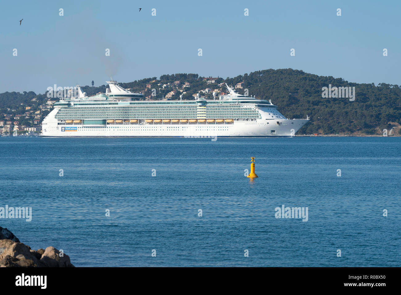 Toulon (south-eastern France) on 2017/06/11: stopover of the MS Independence of the Seas, a cruise ship operated by the Royal Caribbean cruise line. T Stock Photo