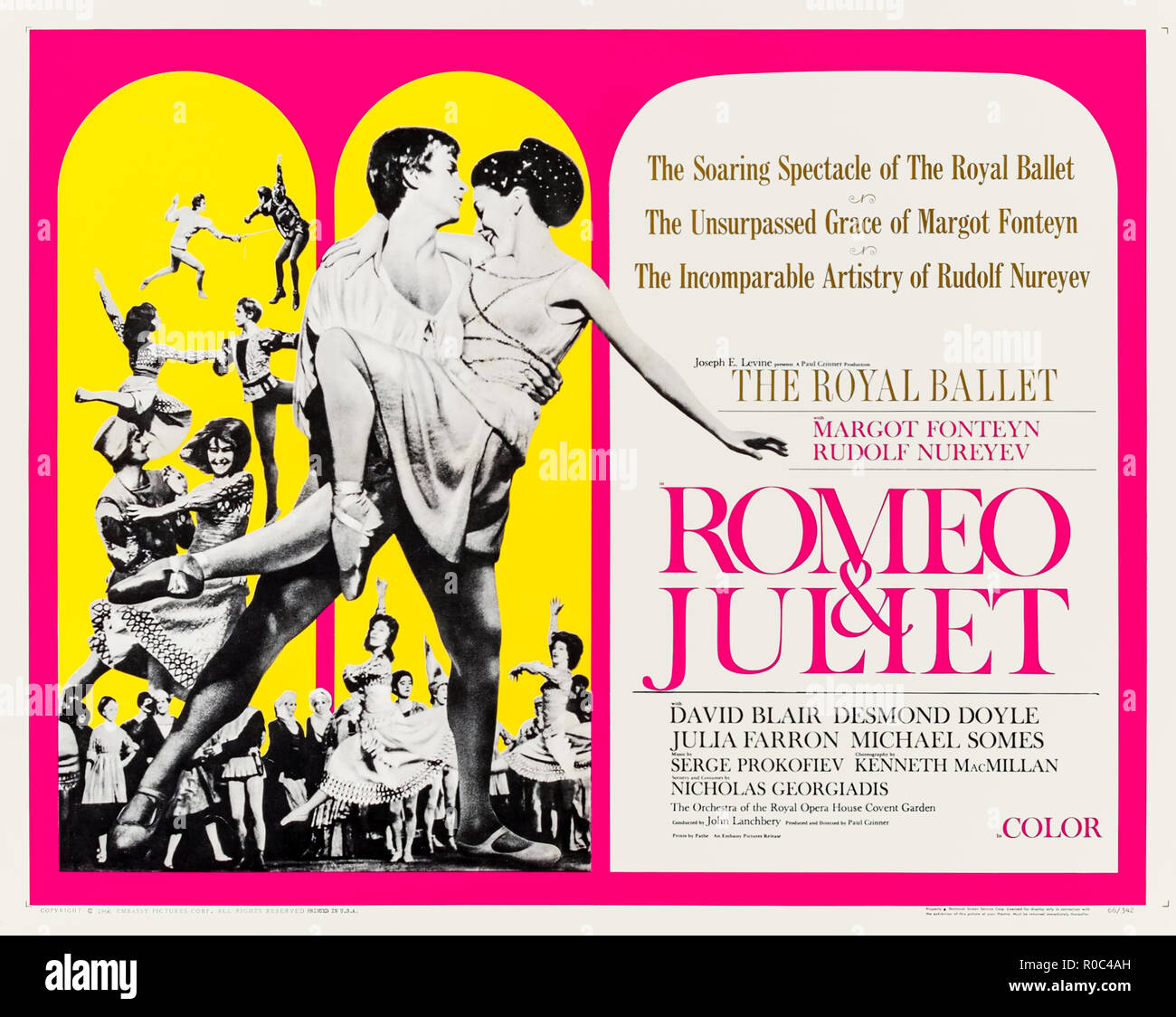 Romeo and Juliet (1966) directed by Paul Czinner and starring Margot Fonteyn, Rudolf Nureyev and David Blair. Recording of a ballet adaptation of Shakespeare’s play featuring the music of Serge Prokofiev filmed in 1966 at the Royal Opera House, London. Stock Photo