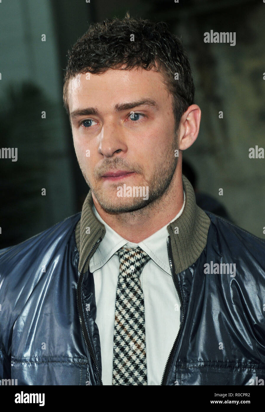 Justin timberlake 2002 hi-res stock photography and images - Alamy