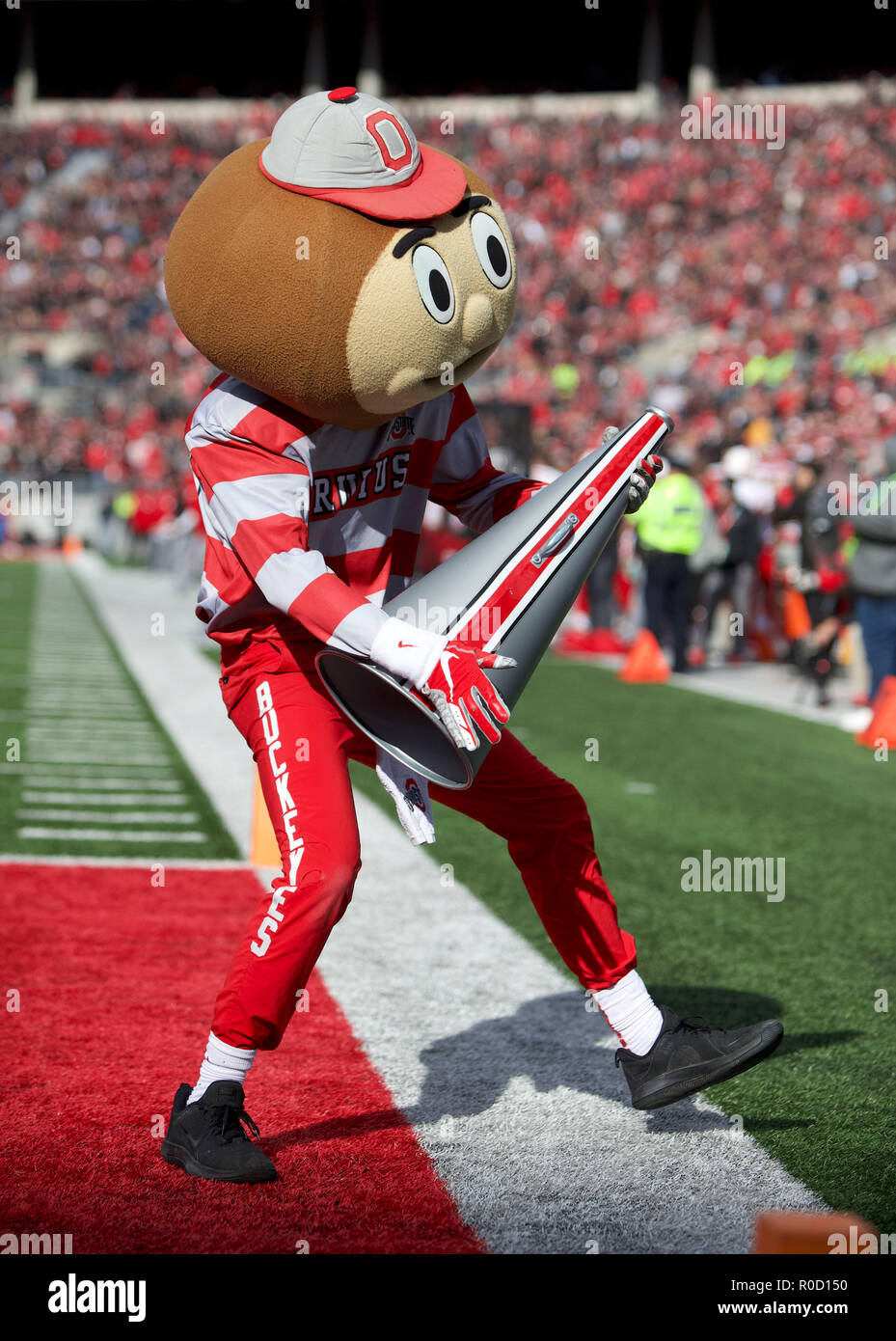 Columbus, Ohio, USA. 3rd Nov, 2018. Ohio State Buckeyes Mascot ''Brutus