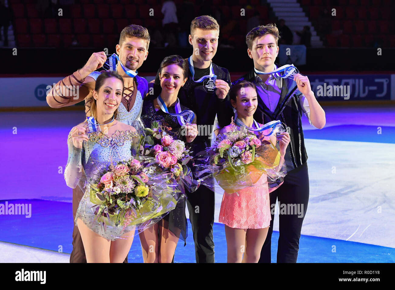 Helsinki, Finland. 3rd November, 2018. Natalia Zabiiako / Alexander Enbert (RUS), Daria Pavliuchenko / Denis Khodykin (RUS) and Nicole Della Monica / Matteo Guarise  (ITA) during Victory Ceremonies - Ice Dance, Ladies and Pairs of the ISU GP of Figure Skating Helsinki 2018 at Helsinki Ice Hall (Helsingin Jaahalli) on Saturday, 03 November 2018. HELSINKI .  (Editorial use only, license required for commercial use. No use in betting, games or a single club/league/player publications.) Credit: Taka Wu/Alamy Live News Stock Photo
