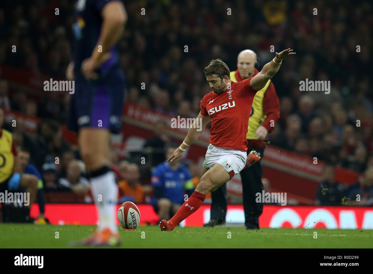 Leigh halfpenny wales scotland hi res stock photography and images Alamy