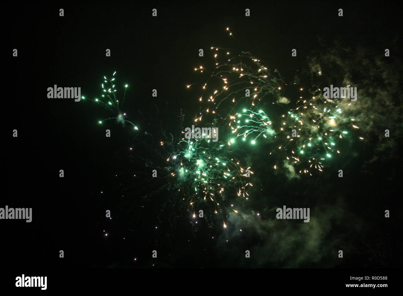 Dudley, West Midlands, UK. 3rd November, 2018. The Bonfire night and fireworks show at the Himley Hall and Park. Dudley, West Midlands - Birmingham area. Guy Fawkes night.  03 November 2018. Gunpowder Plot remembrance. Credit: Tempera Photography Studio/Alamy Live News Stock Photo