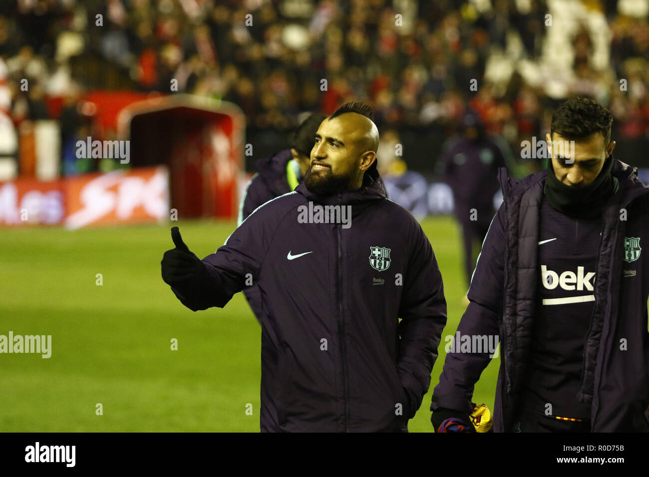 Madrid, Spain. 3rd Nov, 2018. Arturo Vidal (FC Barcelona) seen before the La Liga match between Rayo Vallecano and FC Barcelona at Estadio Vallecas in Madrid. Credit: Manu Reino/SOPA Images/ZUMA Wire/Alamy Live News Stock Photo