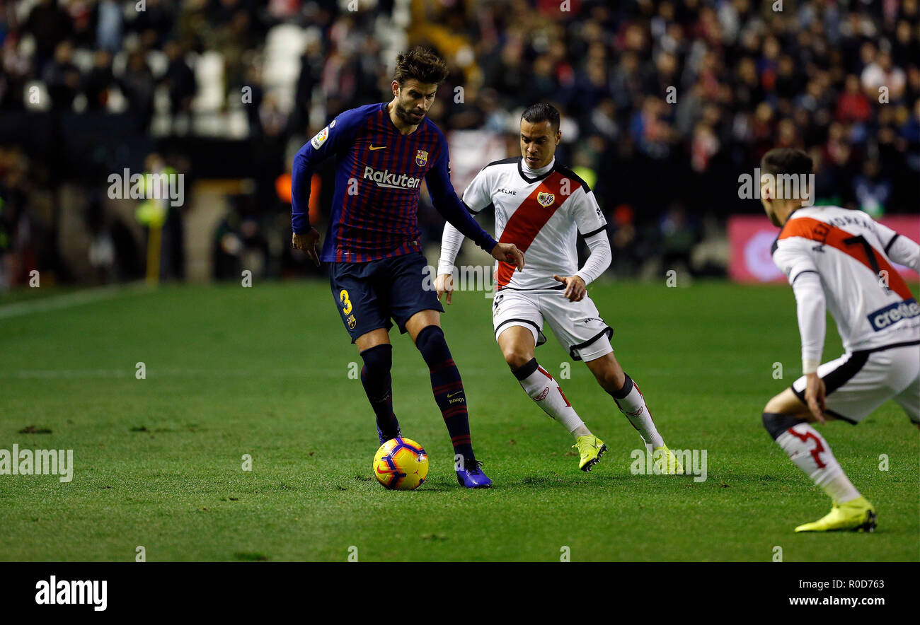 Gerard Pique (FC Barcelona) during the La Liga match between Rayo Vallecano and FC Barcelona at Estadio Vallecas in Madrid. (Final Score Rayo Vallecano 2 - 3 FC Barcelona) Stock Photo