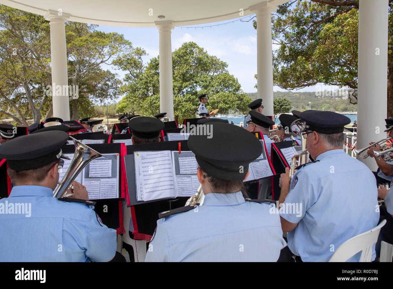 Sydney, Australia. 4th November, 2018. Balmoral Beach, NSW Fire and Rescue Band and Marching team perform at the rotunda in Balmoral Reserve, on Sunday 4th November 2018, Sydney,Australia Credit: martin berry/Alamy Live News Stock Photo