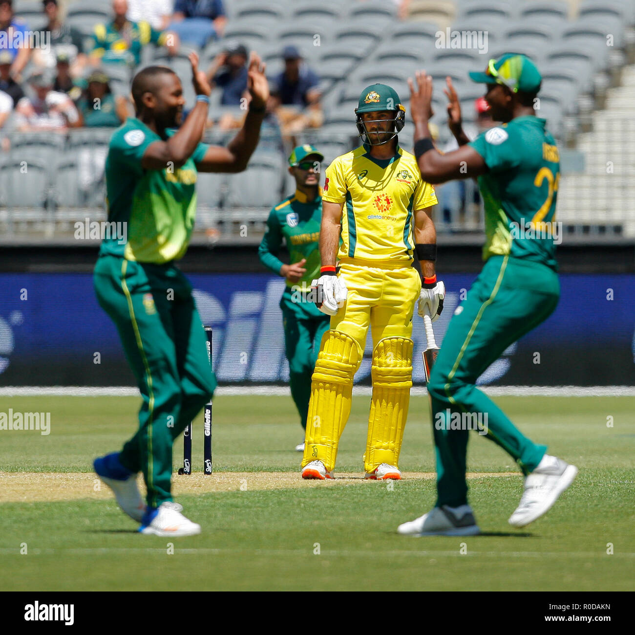 Optus Stadium, Perth, Australia. 4th Nov, 2018. ODI International Cricket Series, Australia