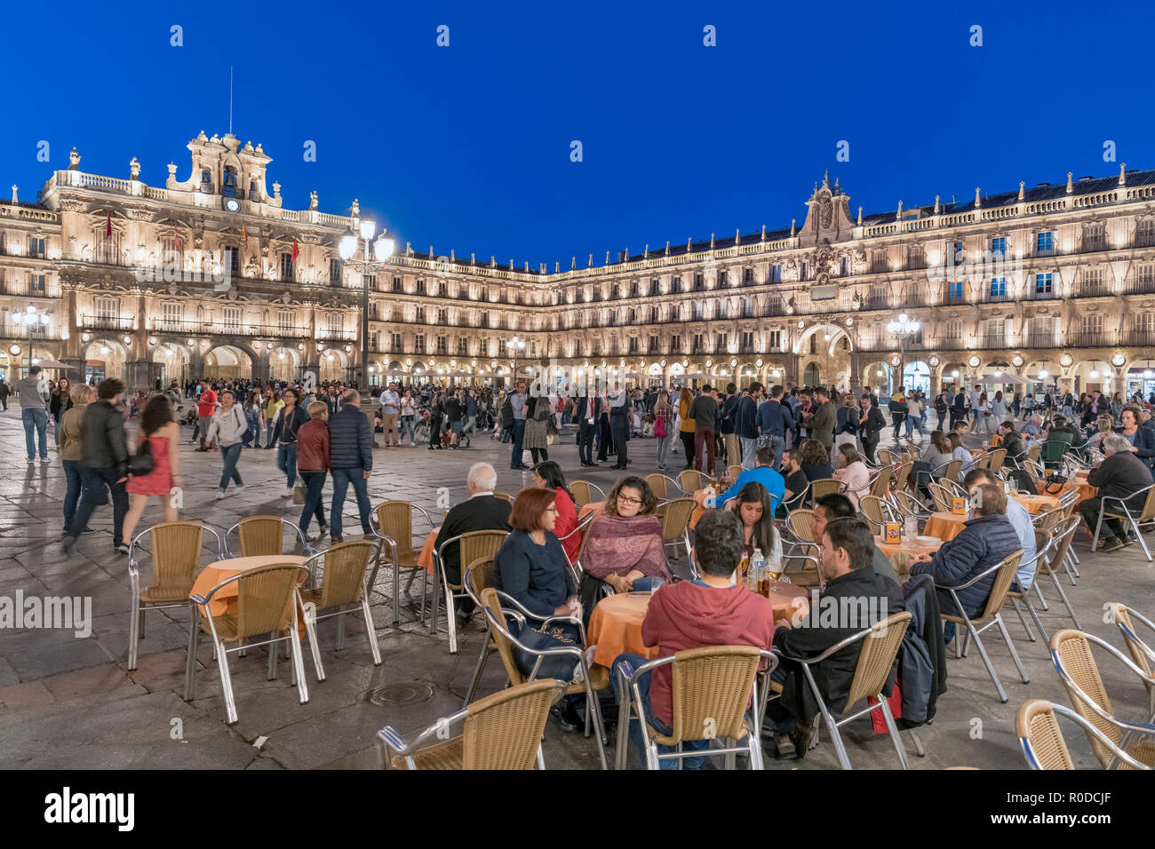 Cafes in the Plaza Mayor at night, Salamanca, Castilla y Leon, Spain Stock Photo