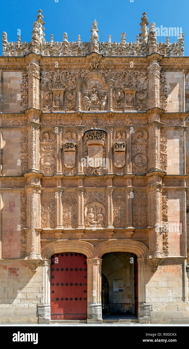 Decorative Facade Of The University Of Salamanca At The Patio De Escuelas Mayores Calle Libreros Salamanca Castilla Y Leon Spain Stock Photo Alamy