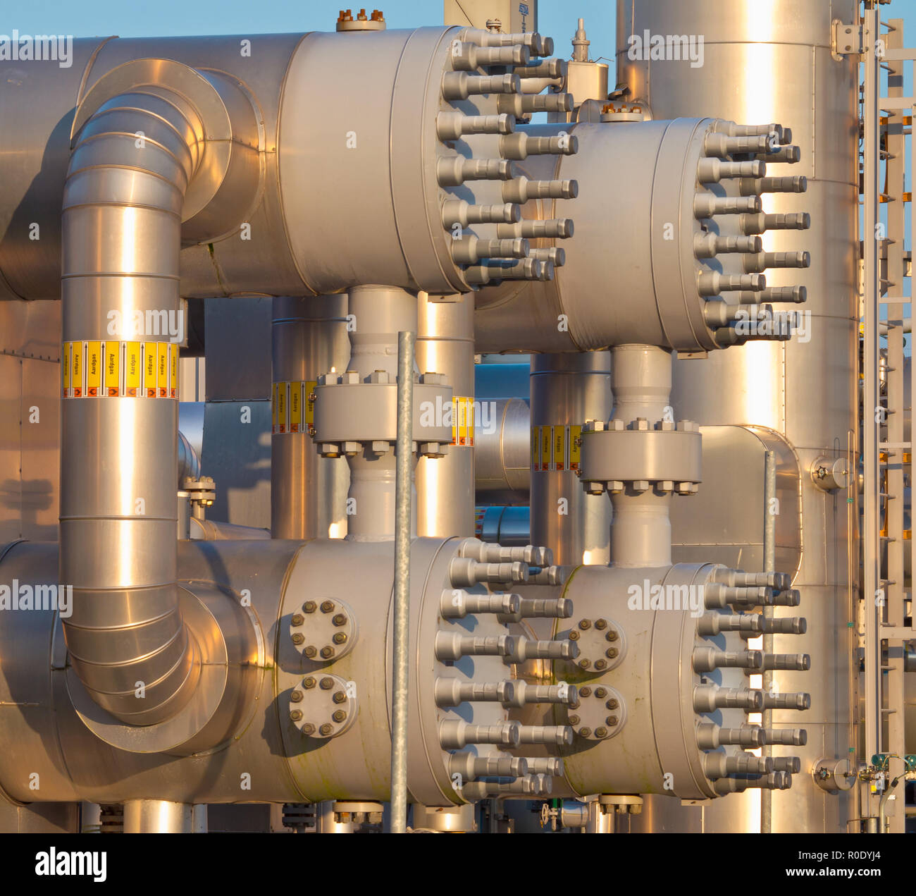 New Modern Oil and Gas Processing Plant Stock Photo