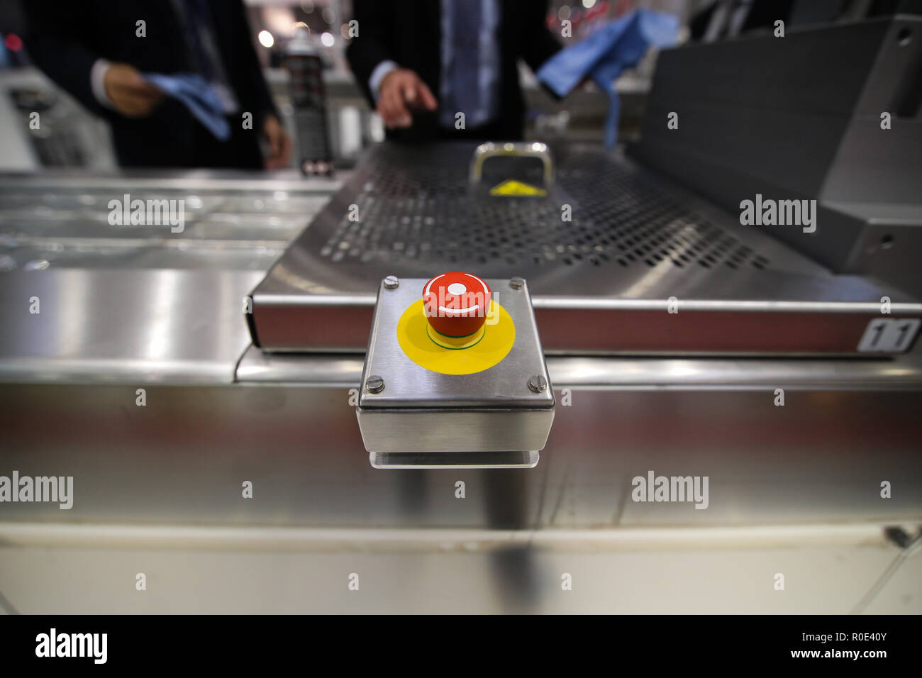 Emergency stop switch hi-res stock photography and images - Alamy