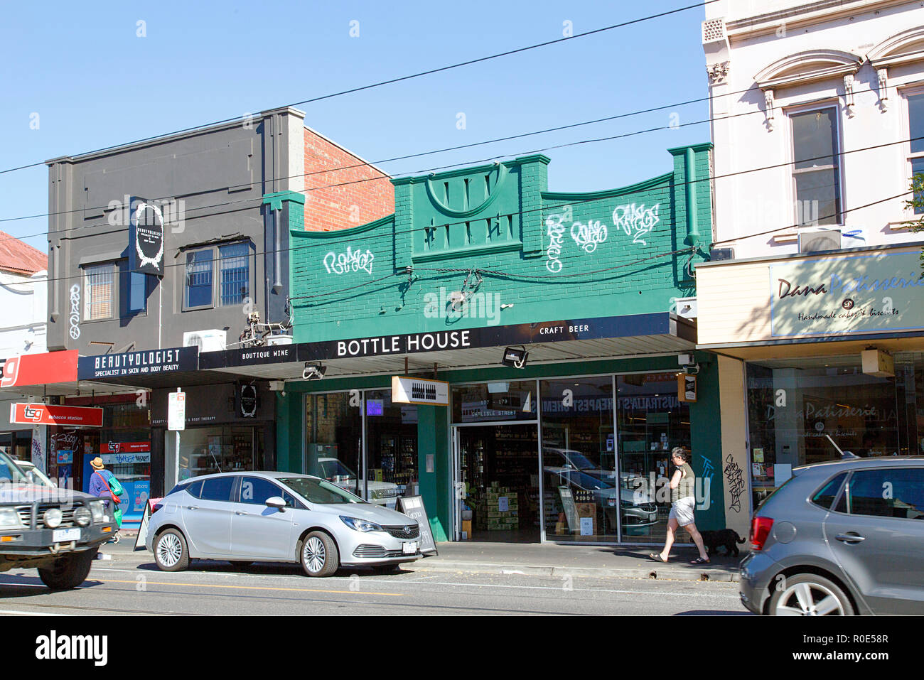 Bottle house hires stock photography and images Alamy