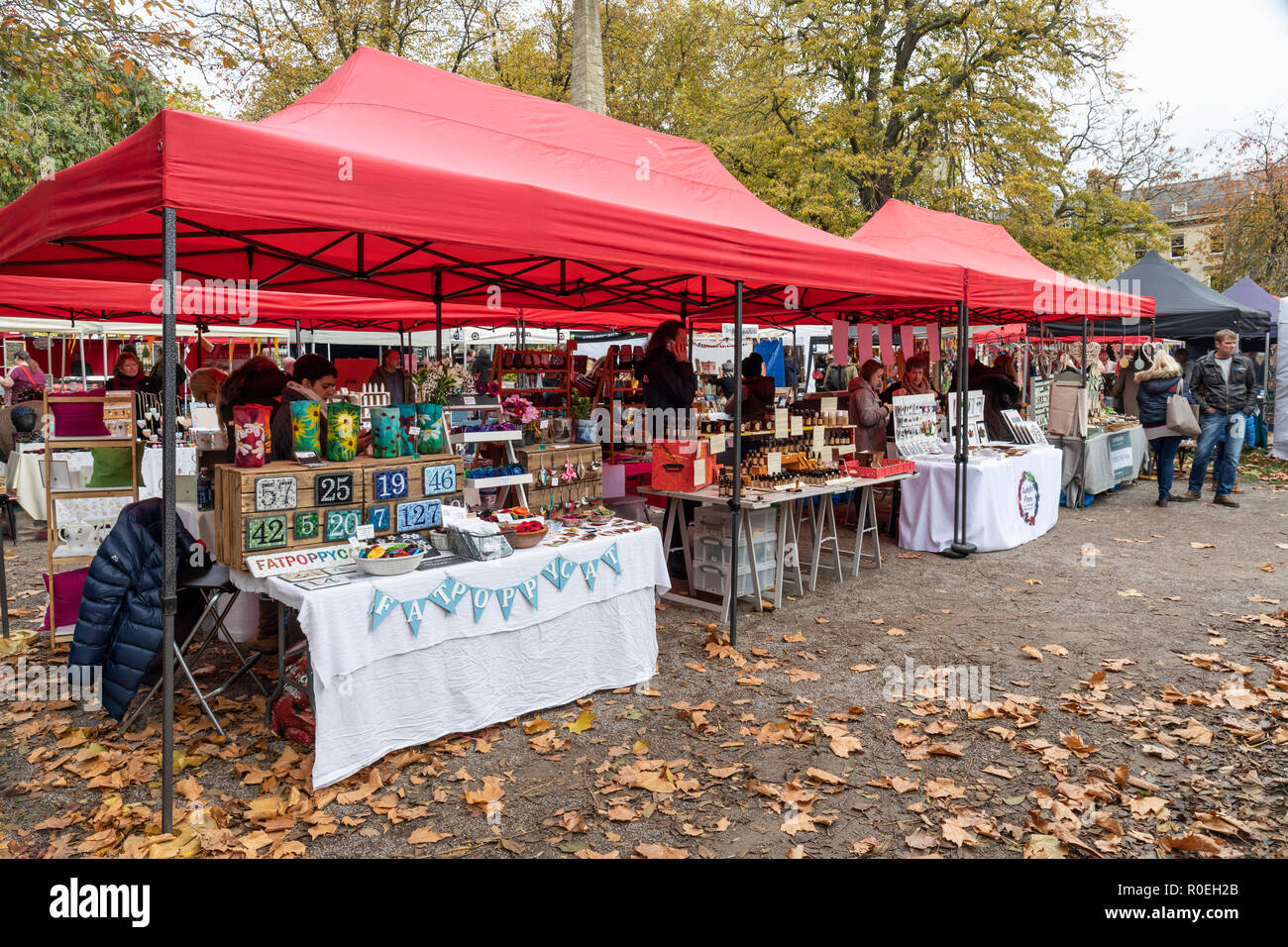 Bath Artisan Market, Queen Square, Bath, England, UK Stock Photo Alamy