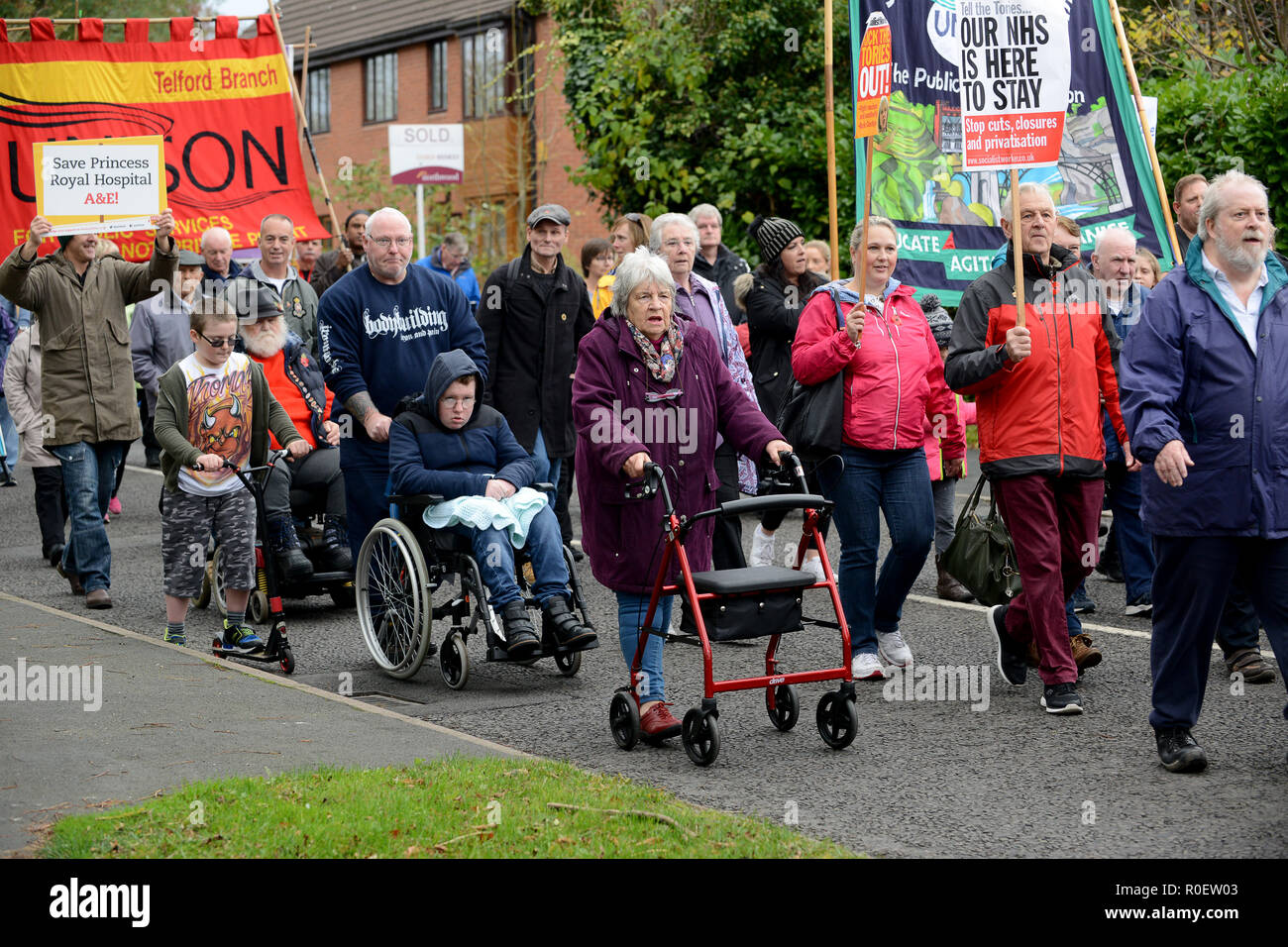 Shropshire, UK. 4th Nov 2018. Thousand of people protesting against the planned closure of the Princess Royal Hospital Accident & Emergency department in Telford Credit: David Bagnall/Alamy Live News Stock Photo