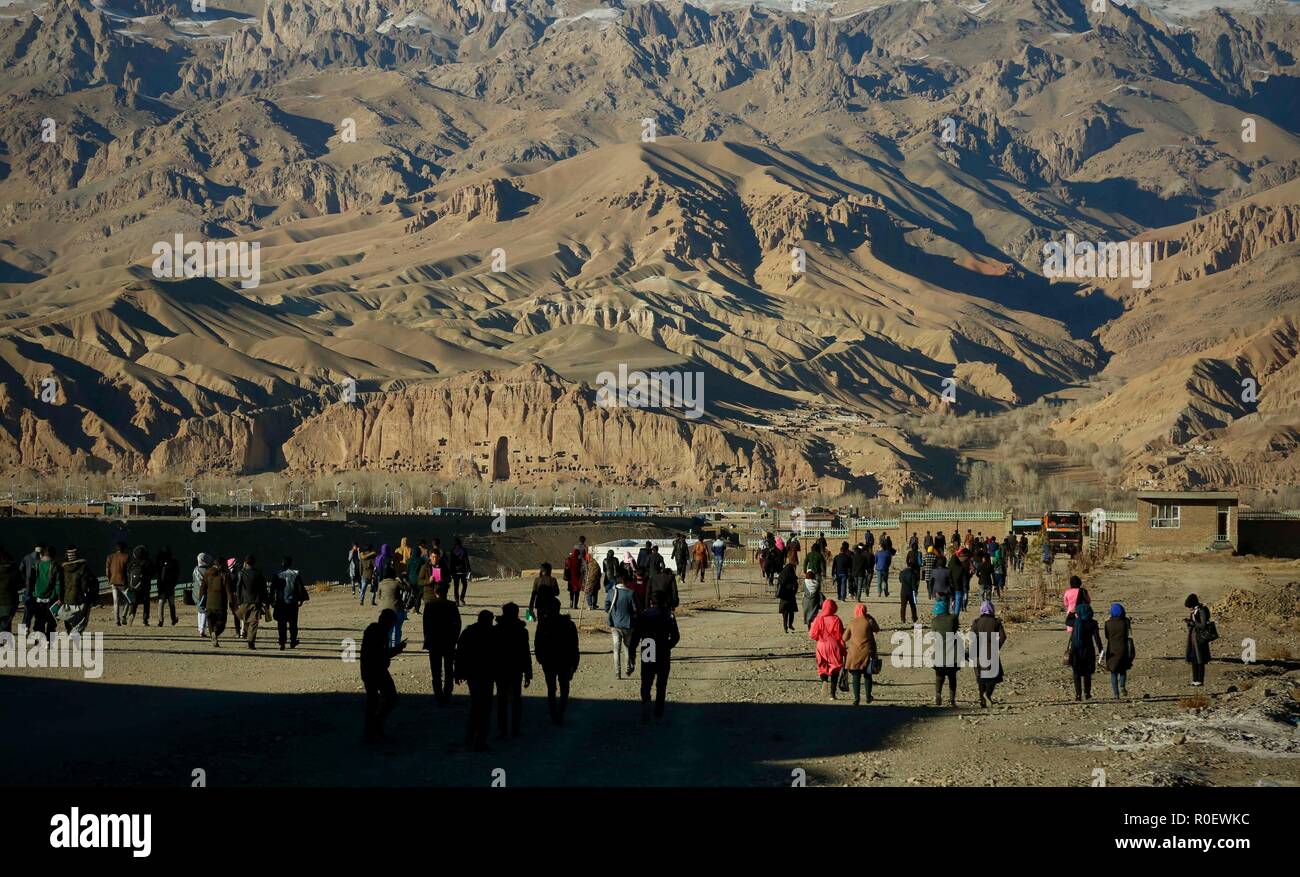 Bamiyan, Afghanistan. 4th Nov, 2018. University students walk at Bamiyan University's campus in Bamiyan province, central Afghanistan, Nov. 4, 2018. Established around two decades ago, but shut down by the Taliban outfit in 1997, after the armed outfit overran Bamiyan province, Bamiyan University was reopened in 2003 and since then has been serving as the main higher educational center in the highland region of Afghanistan. TO GO WITH Feature: More girls enroll in university in Afghanistan's Bamiyan province, post-grad job situation remains tight Credit: Noor Azizi/Xinhua/Alamy Live News Stock Photo