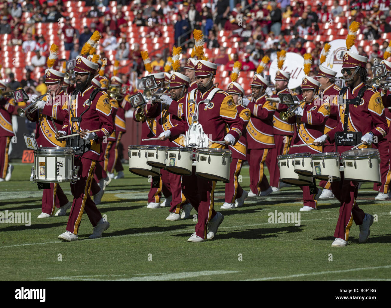 Landover, Maryland, USA. 4th Nov, 2018. Washington Redskins Marching Band performs prior to the game against the Atlanta Falcons at FedEx Field in Landover, Maryland on Sunday, November 4, 2018 Credit: Ron Sachs/CNP/ZUMA Wire/Alamy Live News Stock Photo