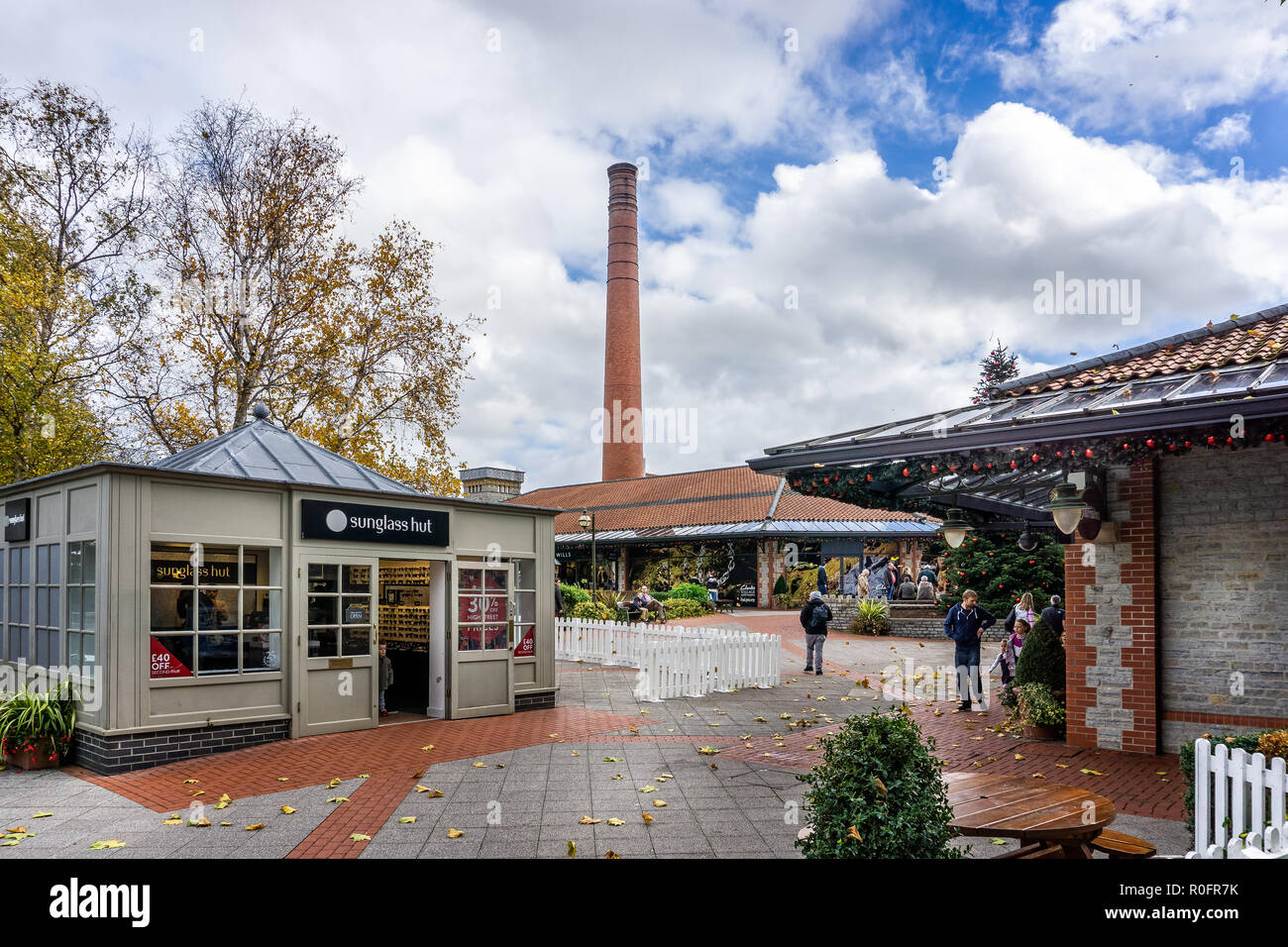 Somerset Mall High Resolution Stock Photography And Images Alamy