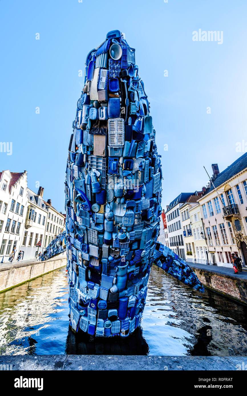 Plastic whale hires stock photography and images Alamy