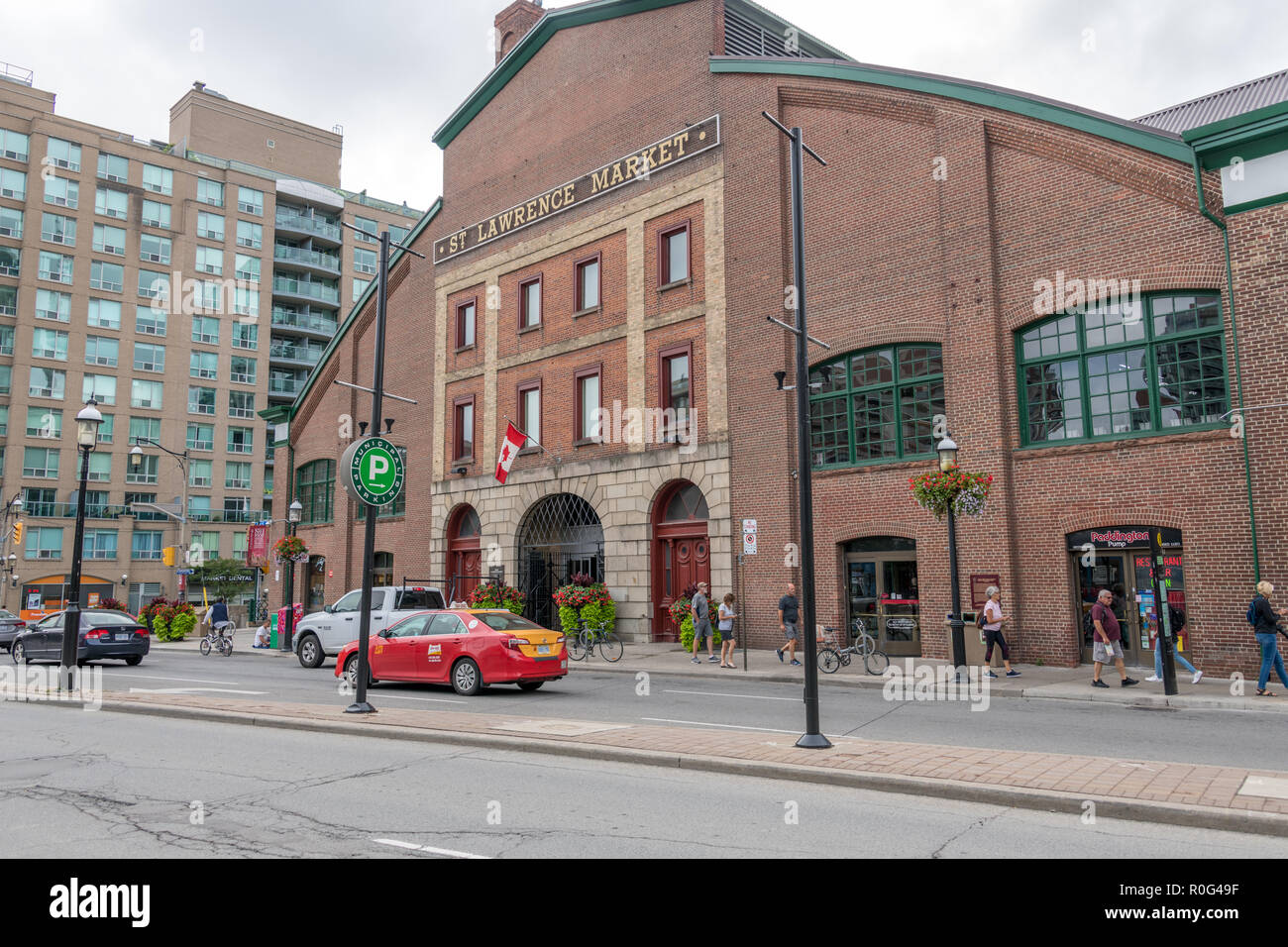 Market Building Hi Res Stock Photography And Images Alamy