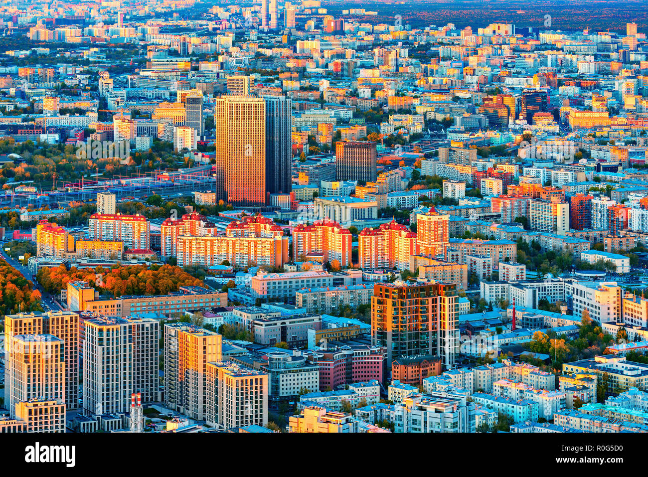View of the evening city streets. Moscow. Russia Stock Photo - Alamy