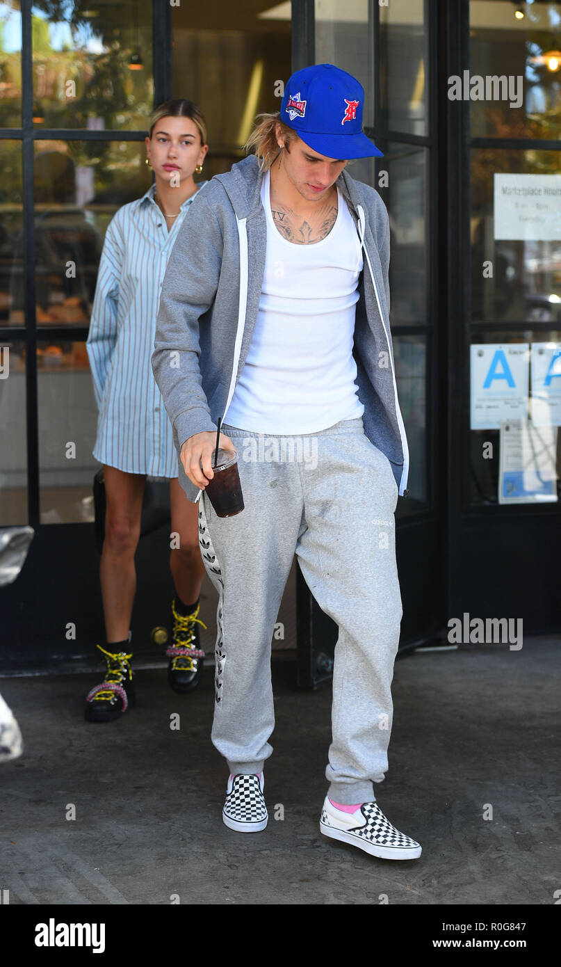 justin bieber blue vans