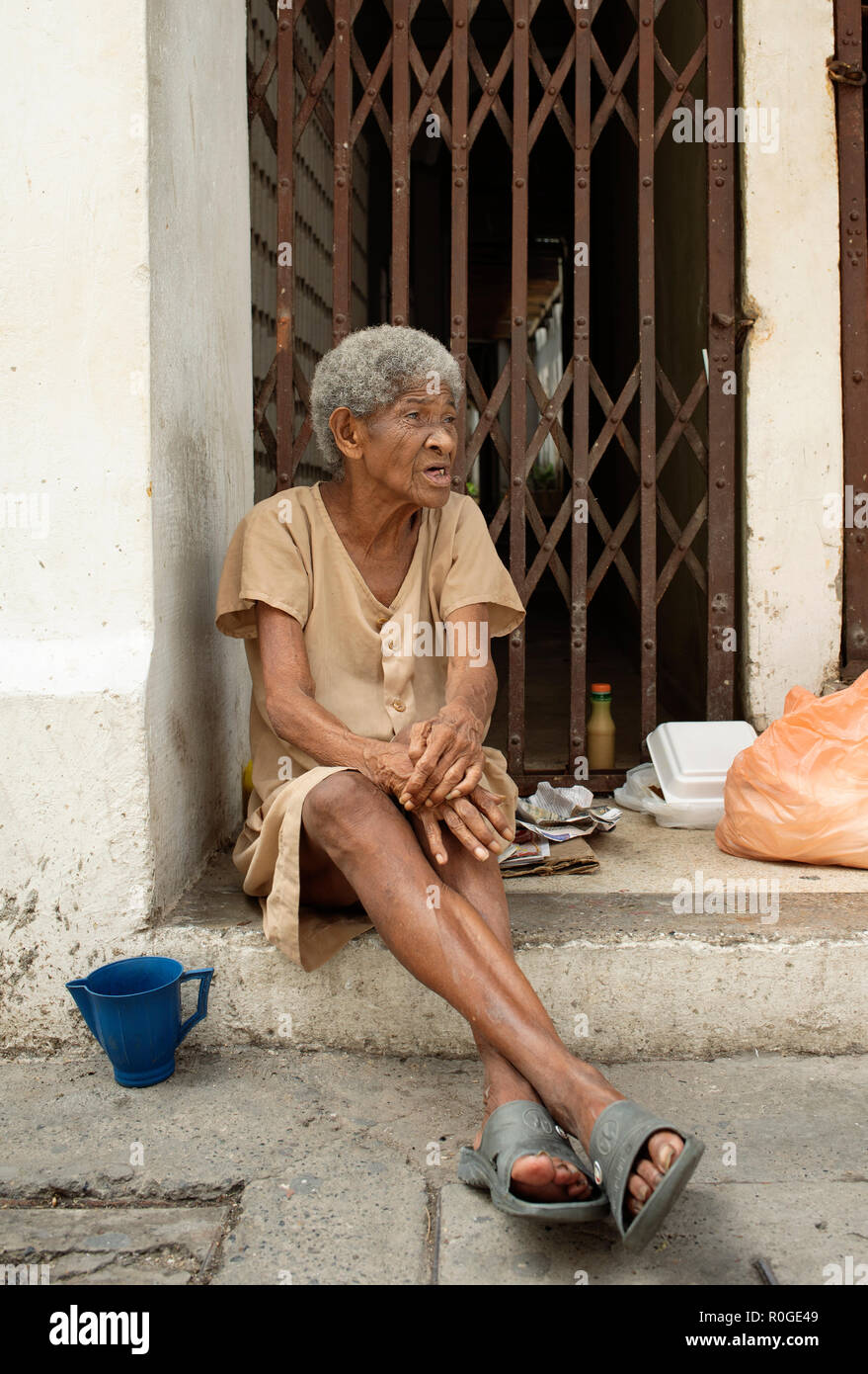 Lower class people hi-res stock photography and images - Alamy