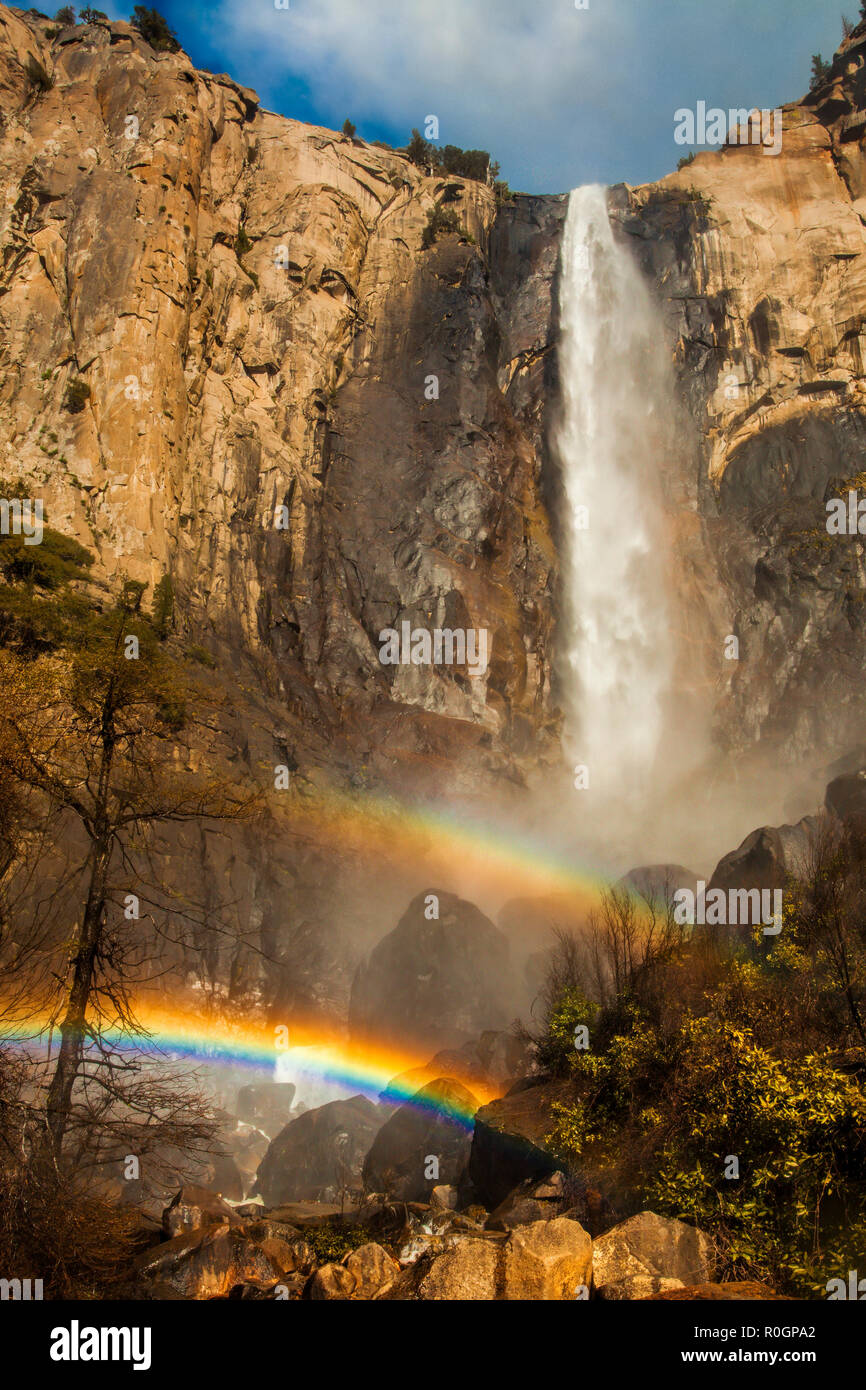 Double Rainbow By Bridalveil Falls In Yosemite National Park Stock Photo Alamy