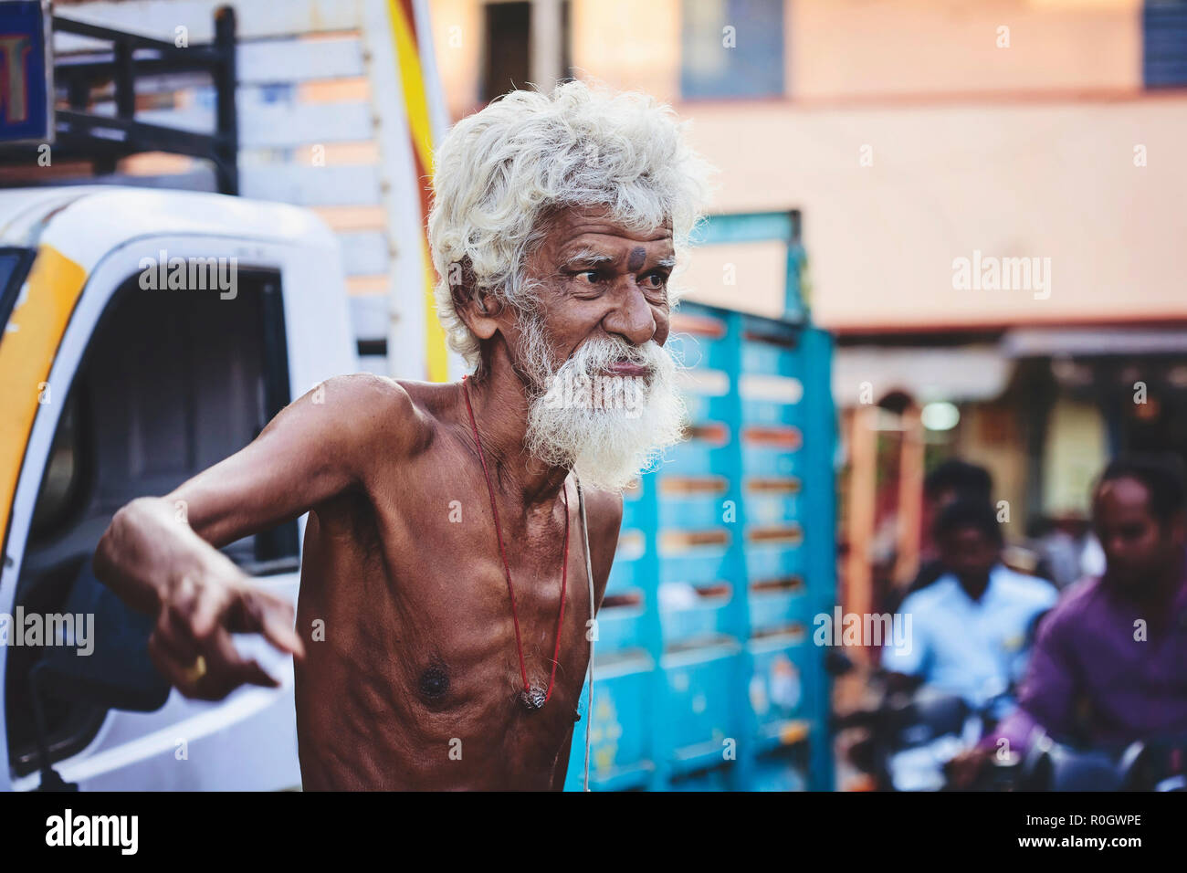 Laughing old indian man hi-res stock photography and images - Alamy