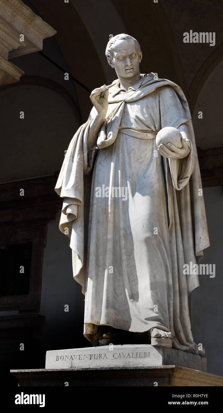 Mathematics Bonaventura Cavalieri, sculpture by Giovanni Antonio Labus 17th century courtyard Palace of Brera at Milan. Italy, Italian. ( Palazzo Brera or Palazzo di Brera is a monumental palace in Milan, in Lombardy in northern Italy. ) Stock Photo