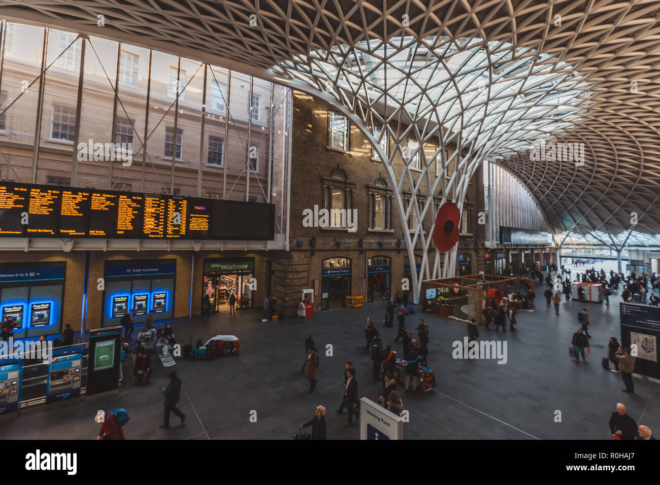london kings cross train station