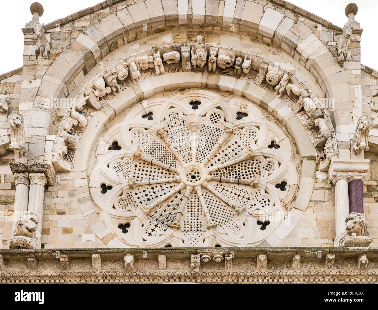 Rose window at Cattedrale di Troia, Romanesque style, in Troia, Apulia, Italy Stock Photo