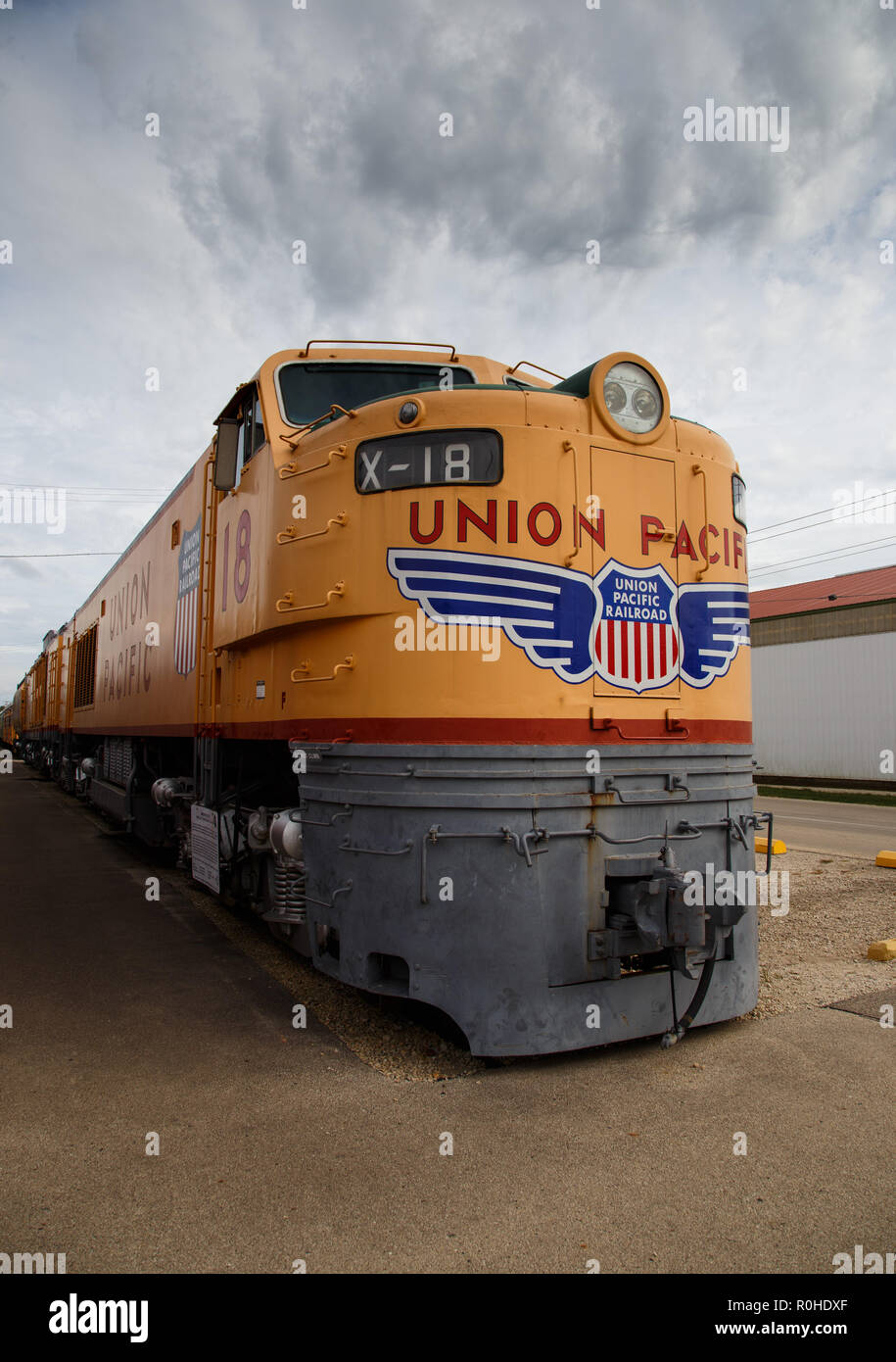 Union Pacific Railroad GTEL X18 a 1960 General Electric 8,500