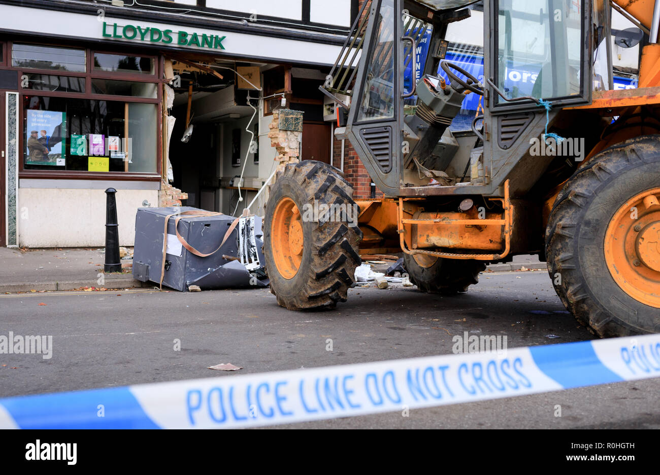 East Horsley, Surrey, UK. 04th Nov, 2018. A Ram Raid robbery has taken  place at Lloyds Bank in the quiet village of East Horsley in Surrey in the  early hours of Sunday