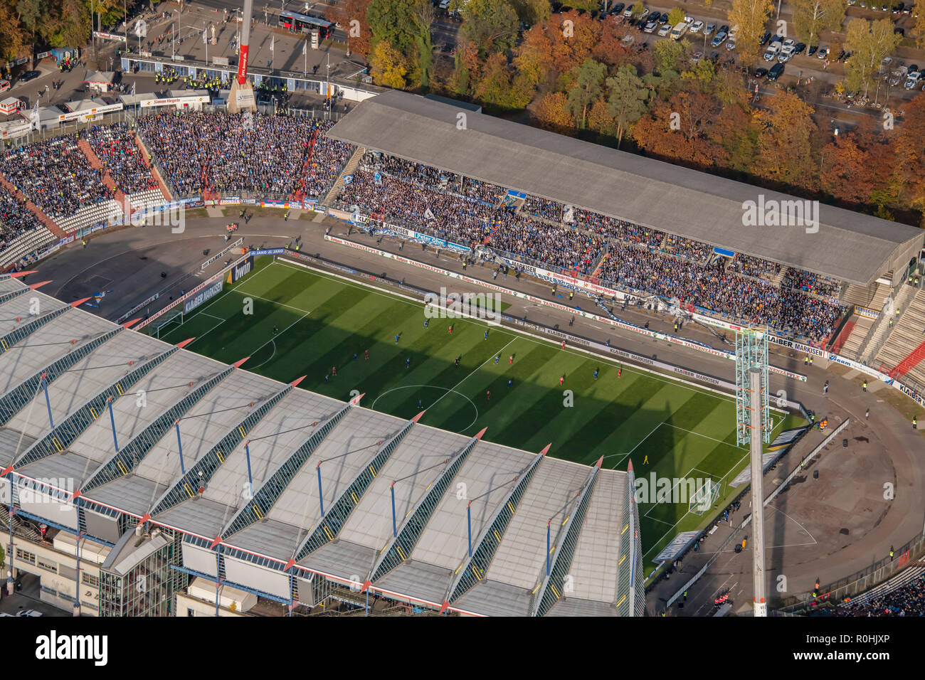 Karlsruhe, Deutschland. 22nd Sep, 2018. Today is the last game in the old Wildparkstadion. The new construction of the stadium starts on 05.11.2018. GES/football/aerial photos Last game at KSC Wildparkstadion, KSC - Wuerzbueger Kickers, 03.11.2018 Football/Soccer: 3rd League: Aerial view of Karlsruhe Stadium/Wildpark Stadium, Karlsruhe, November 03, 2018 | usage worldwide Credit: dpa/Alamy Live News Stock Photo