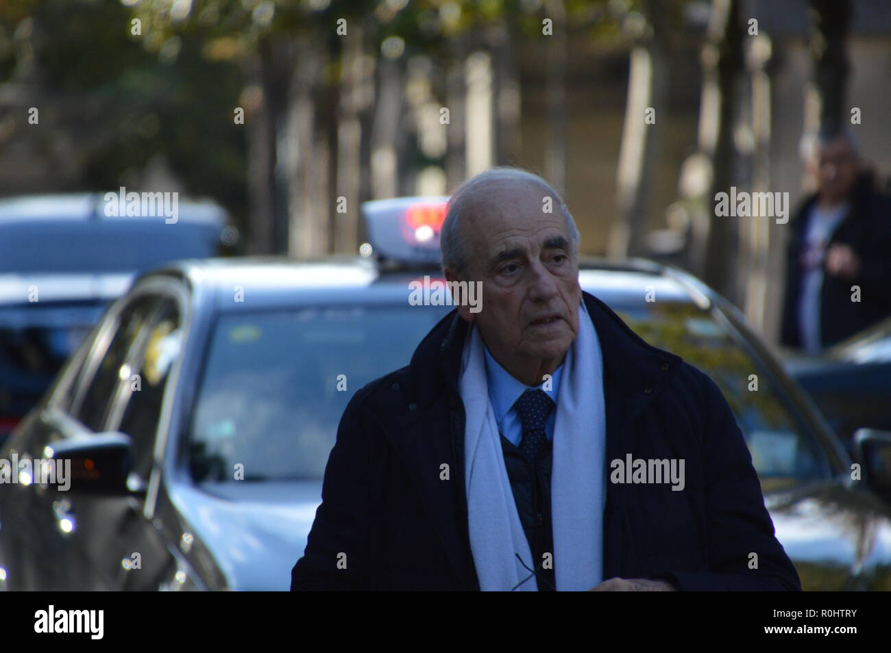 Paris, France. 5th Nov 2018. French celebrities attend the ceremony for the death of Philippe GILDAS, french TV animator. Crematorium of the Cemetery of the Pere Lachaise, Paris, France. 5 november 2018. 13h30.  ALPHACIT NEWIM / Alamy Live News Credit: Alphacit NEWIM/Alamy Live News Stock Photo