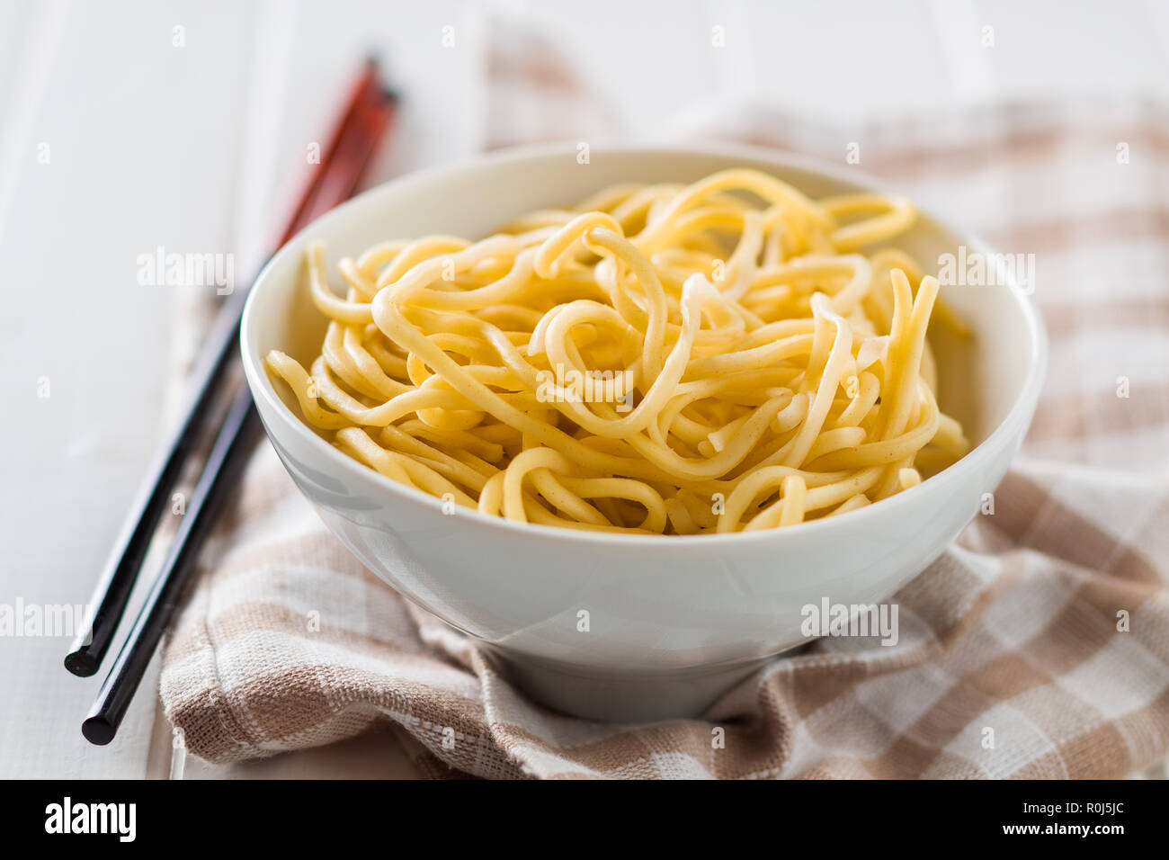 Cooked chinese noodles in bowl Stock Photo Alamy