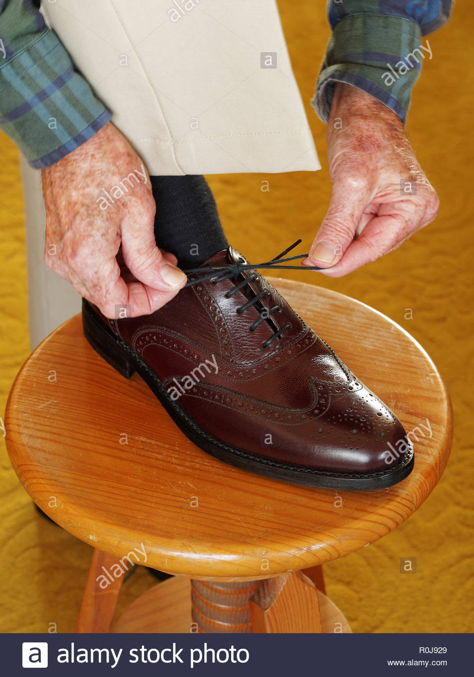 old fashioned men's dress shoes