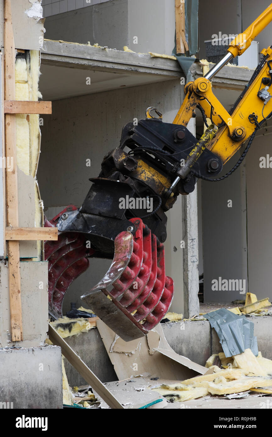 Breaking down hires stock photography and images Alamy