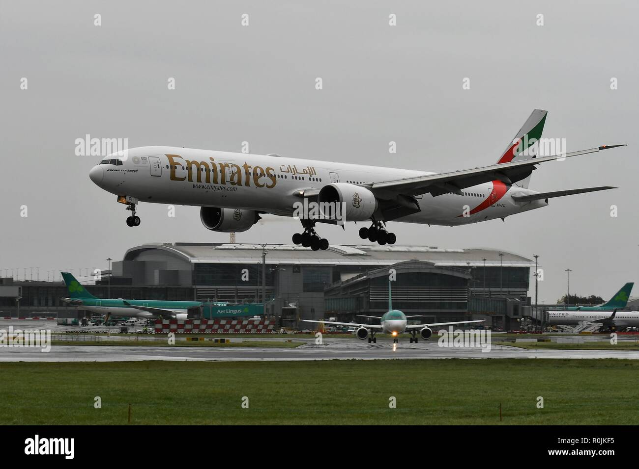 Emirates Boeing 777300 ER landing in Dublin airport Stock Photo Alamy
